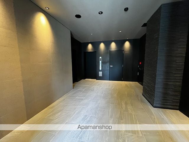 アーバンパークお花茶屋の玄関写真