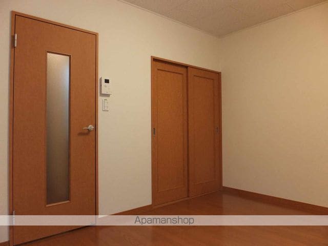 レオパレスモンターニュ日向の内装写真