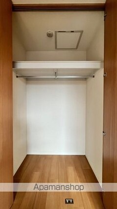 ロイヤルレジデンス[2DK/49.5m2]の収納