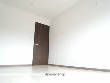 ステラハウス成増[1LDK/48.1m2]のリビング・居間2