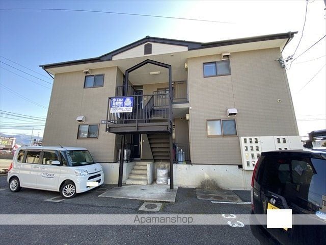 フルールいなばIIの外観写真