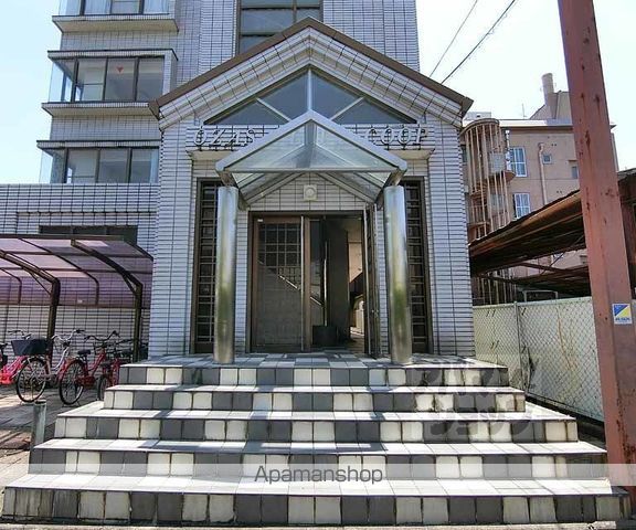 オザサライブコープの外観写真