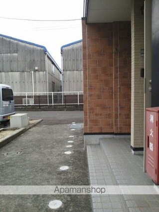 アムール・ＧＡＫＵ　Ａ[1R/33.15m2]のエントランス