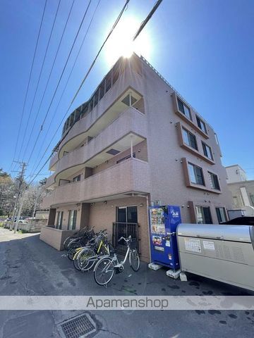 フォレスト神宮前の外観写真