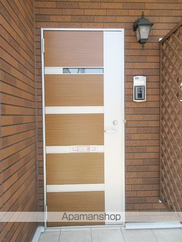 MK・大里の玄関写真
