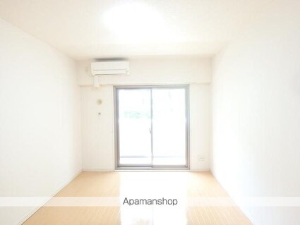 レジディア榴岡公園[1K/27.22m2]のリビング・居間1