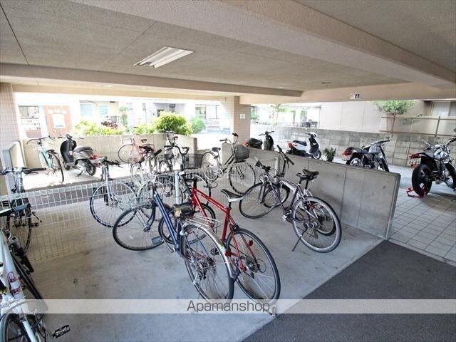 エンブレム山越[1K/26m2]の共用部4