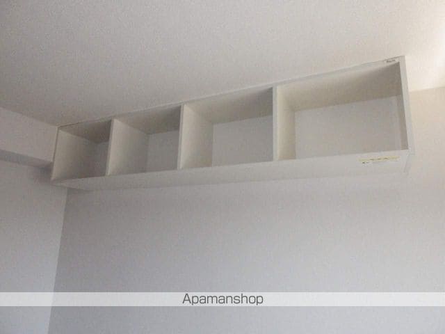 メゾン・ド・ディマンシェの内装写真