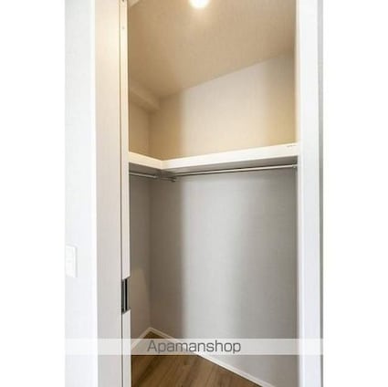 ＬＩＢＲ　ＧＲＡＮＴ　西新宿ＷＥＳＴ[1LDK/42.63m2]の収納