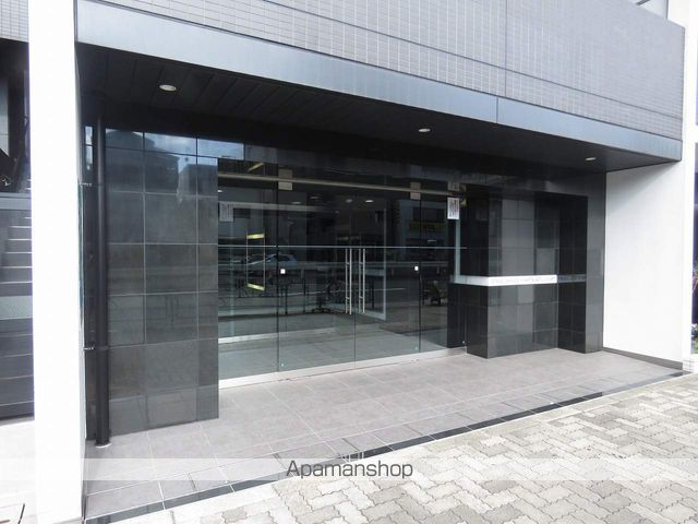 ステージグランデ蒲田アジールコートの玄関写真