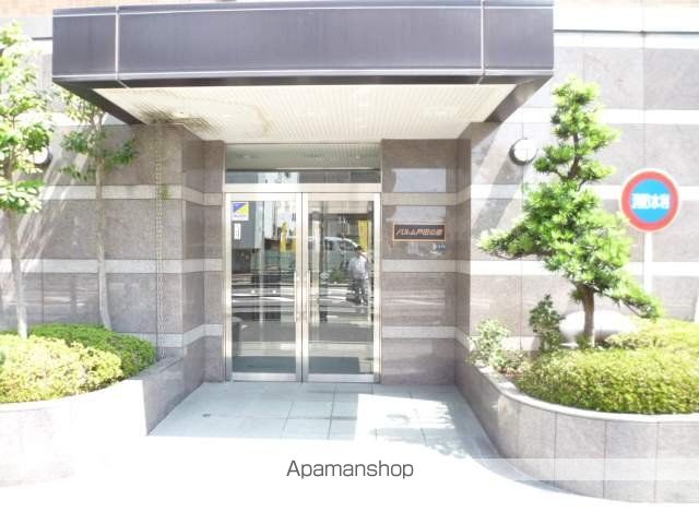 PALME戸田公園の玄関写真