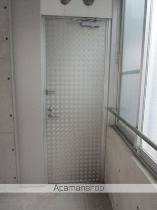 東京都中野区中央５丁目[1R/33.43m2]の内装2