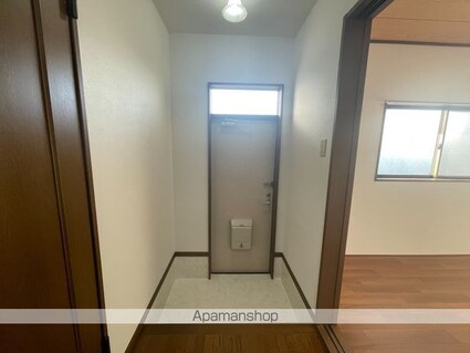 フォレストハイツナカタ[2DK/45.36m2]の玄関