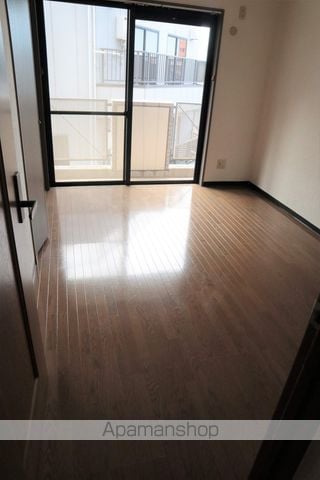 コート上野芝の内装写真