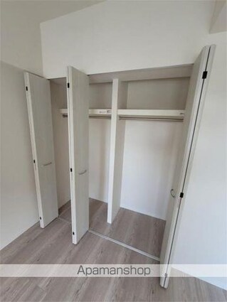 ラ・クール[2LDK/61.68m2]の収納