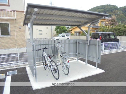 グランドハウス妻科[1K/30.79m2]の共用部1