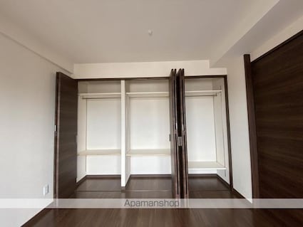 ロイヤルガーデン県庁前第２[3LDK/73.25m2]の収納