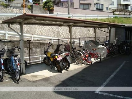 広島県広島市安佐南区高取北１丁目[3LDK/62.9m2]の共用部4