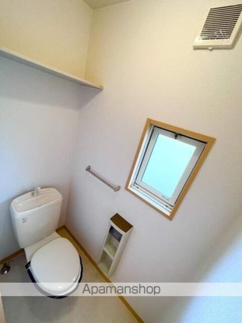 和歌山県和歌山市井辺[2LDK/52.6m2]のトイレ