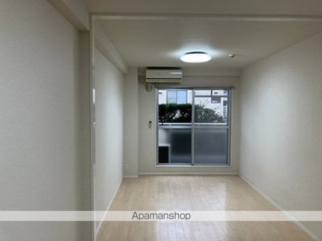 シャインクロコの内装写真