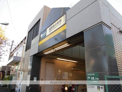 東京都練馬区春日町２丁目[1R/18.63m2]の周辺1