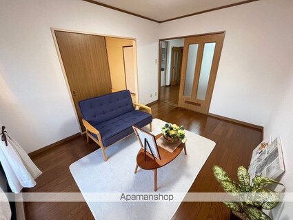 マンションＲＥＦＩＮＡＤＯ[3LDK/64.92m2]の内装1