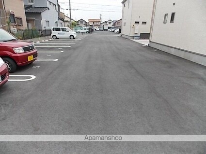 Ｇｒａｎｄ　Ｖｉｎ[1LDK/45.63m2]の駐車場
