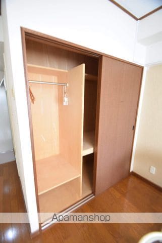 ヴィラナリー旭川 A棟の内装写真