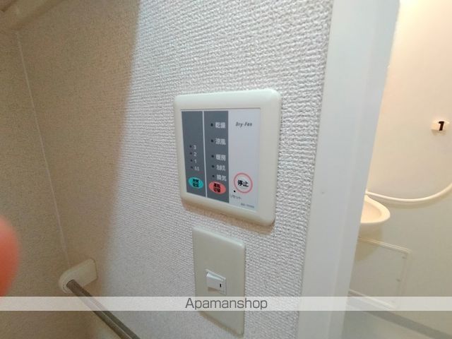 レオパレス近松の内装写真