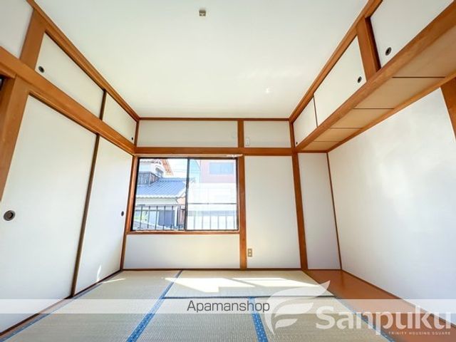 伊予鉄道高浜線 西衣山駅 徒歩5分 2階建 築41年の内装写真