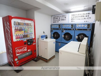 イーマックス柏崎[2LDK/50.68m2]の共用部8