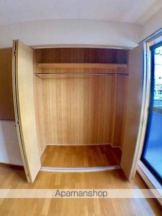 エテルノ・ラ・パイン[2LDK/61.34m2]の収納