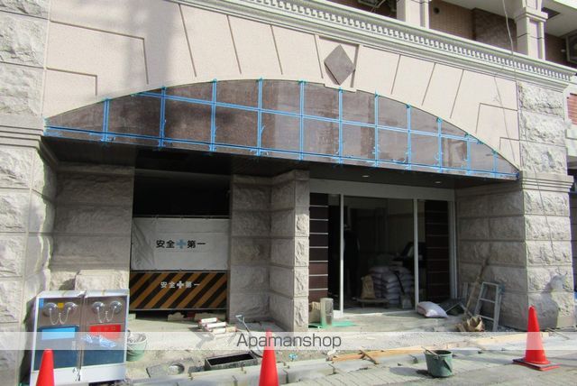 LUXE布施南の玄関写真
