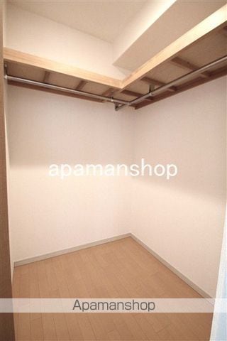 レジデンス本町UTUBOKOUENの内装写真