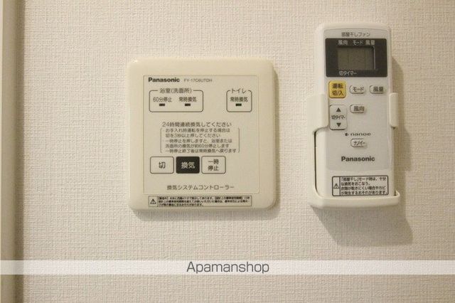 MONOLITHの内装写真