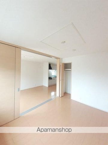 ルラーシュIIの内装写真