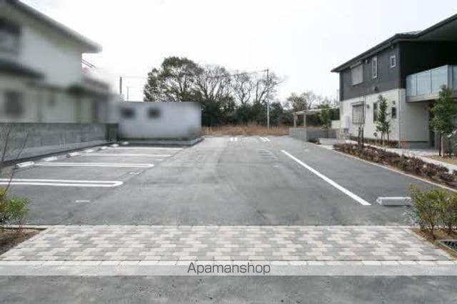 和歌山県和歌山市西小二里３丁目[2LDK/58.82m2]の共用部1