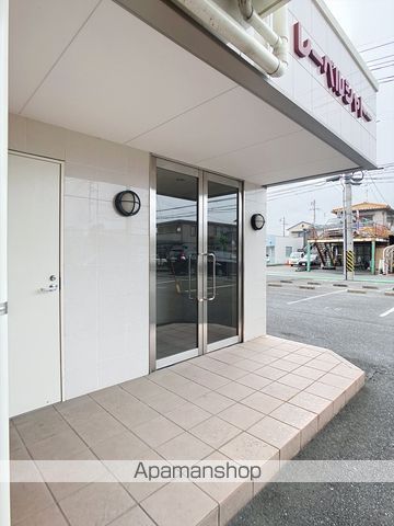 レーベルシャトーの玄関写真