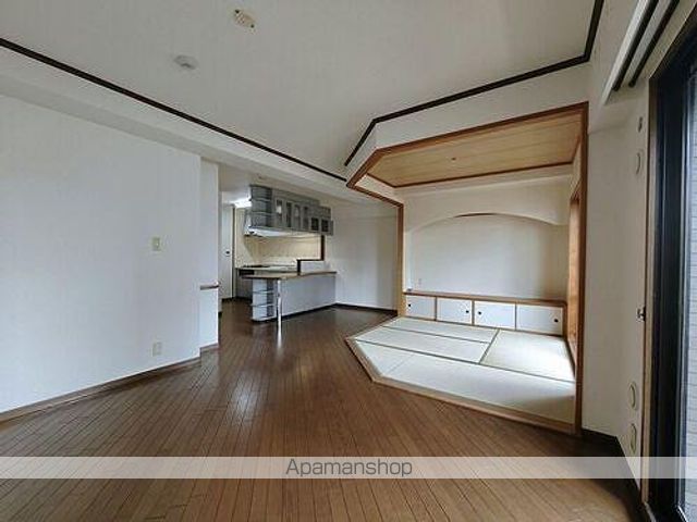 ライオンズシティ金山の内装写真