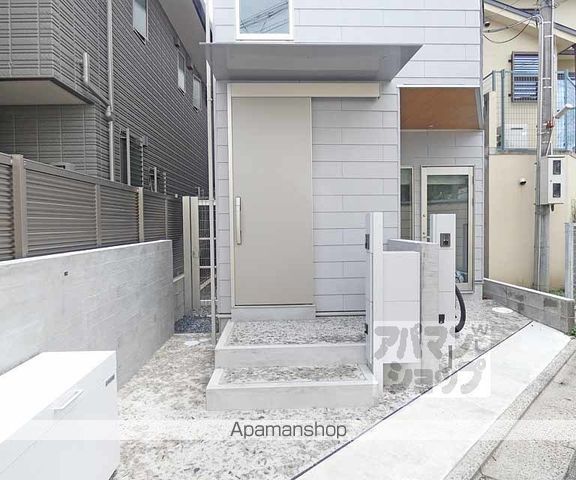 DE MACHI MAISONの玄関写真