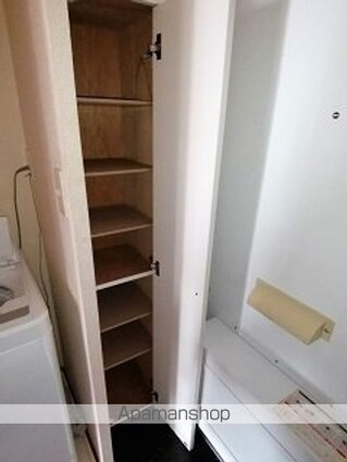 レオパレスボヌール[1K/22.35m2]の収納1