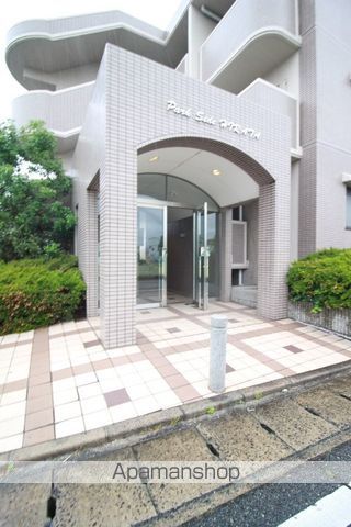 パークサイドHIRATAの玄関写真