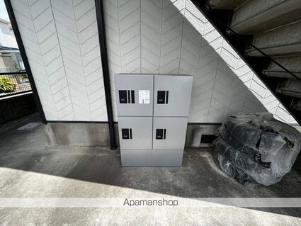 ポトリバ　Ａ[2DK/40.92m2]のエントランス