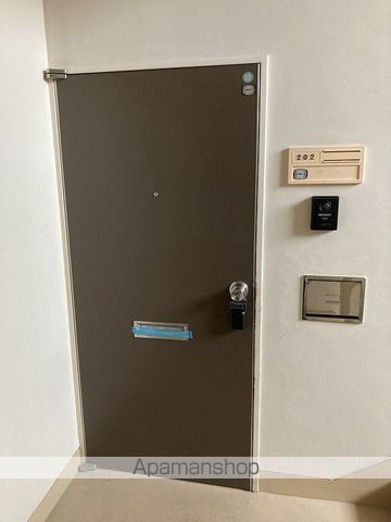 ビューハイツ青山の玄関写真