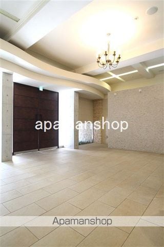 RESIUR−H 心斎橋LUXEの内装写真