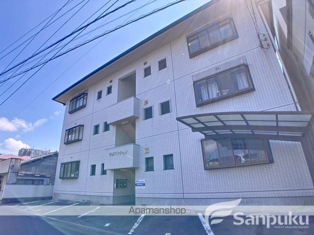 平成マンションの外観写真