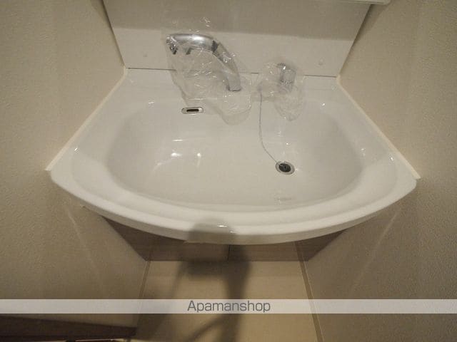 プレサンスジェネ千種内山の内装写真