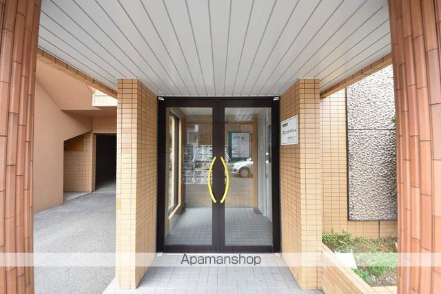 マンションえむずの玄関写真