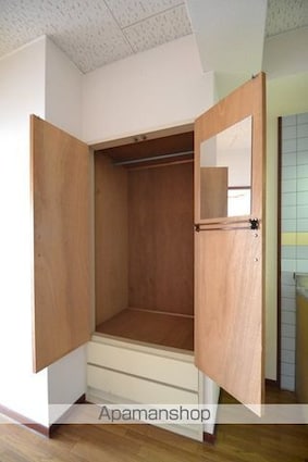 和秀三篠北町ビル[1DK/24.3m2]の収納