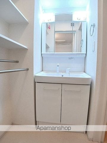 コモド ガーデンの内装写真